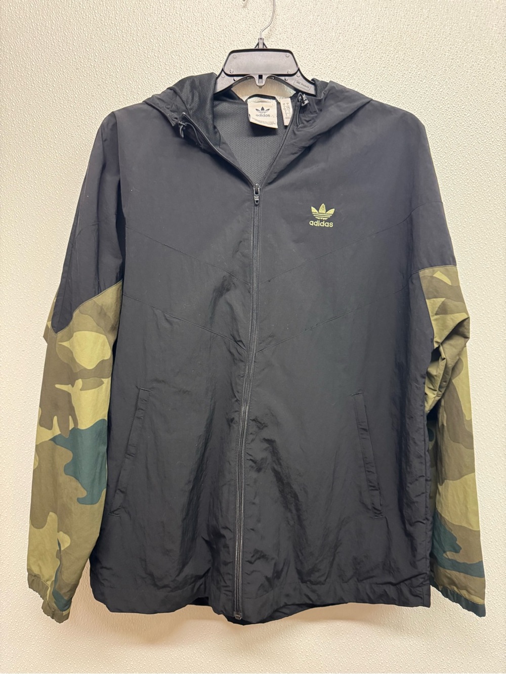 adidas Black Windbreaker Jacket with Olive Camo Sleeves Sz L